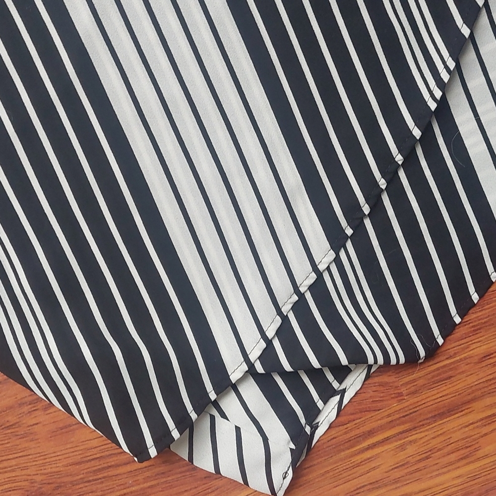 Reitmans blouse - Picture 3 of 7